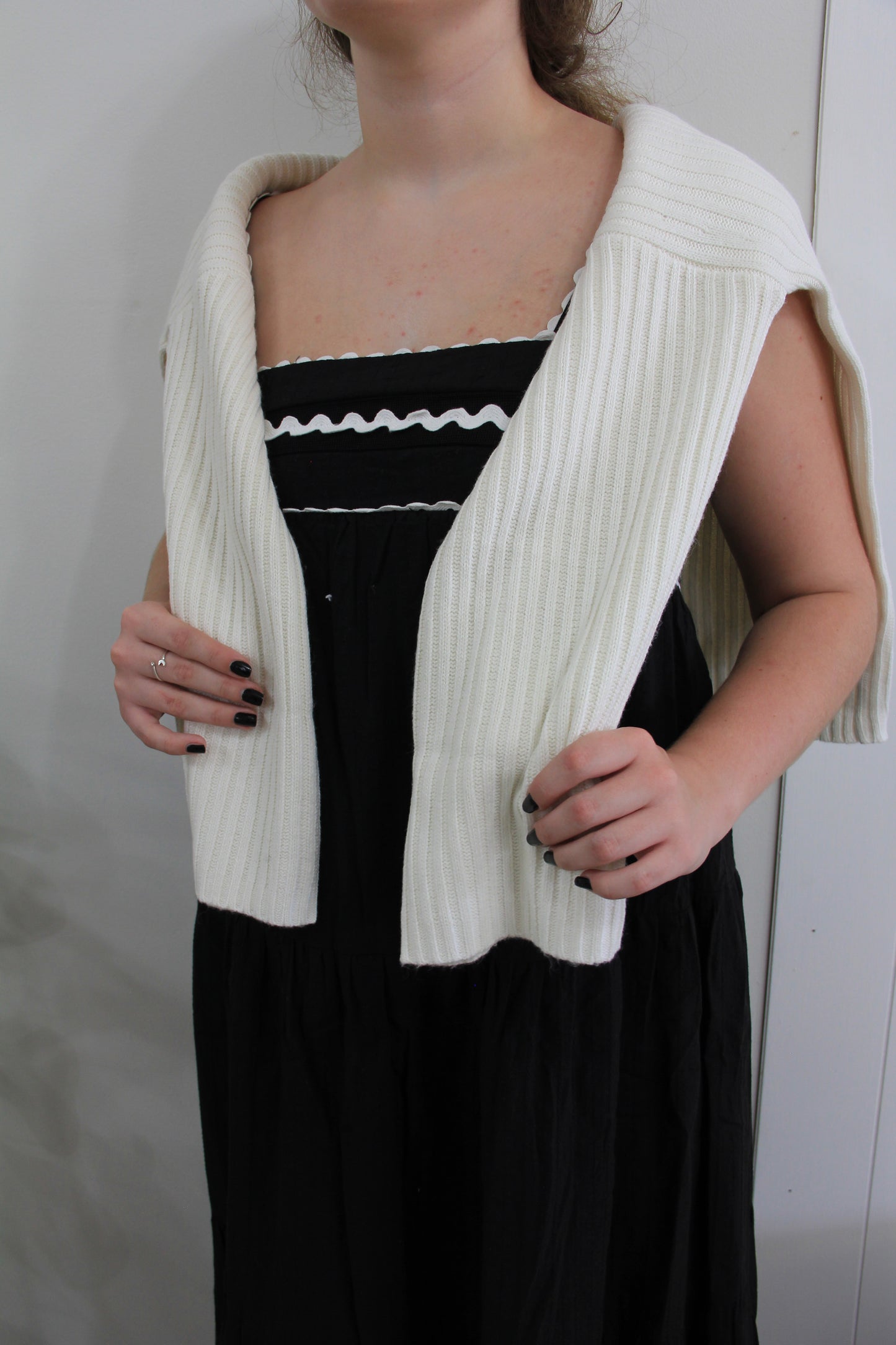 OVERSIZED BUTTON DOWN COLLARED SWEATER CARDIGAN