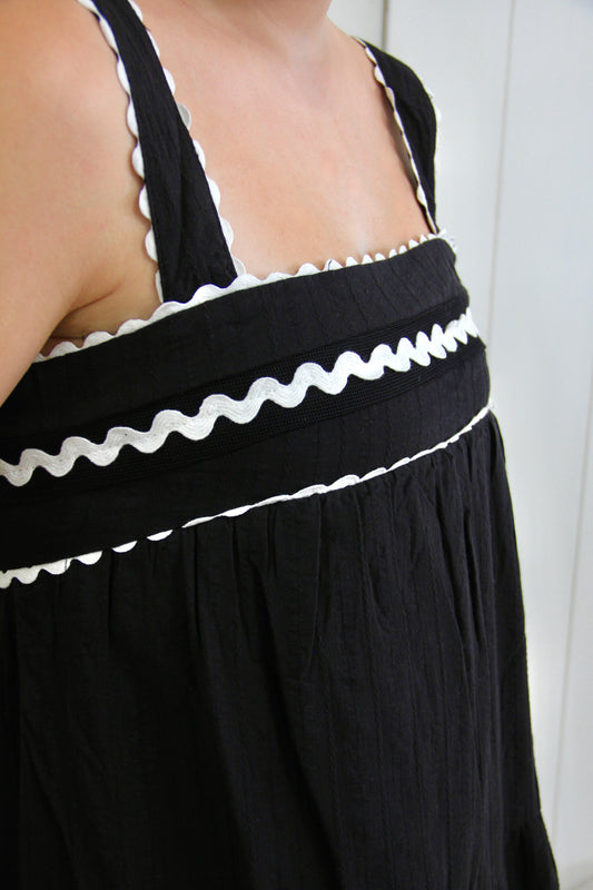 COTTON TIERED SLEEVELESS MAXI DRESS