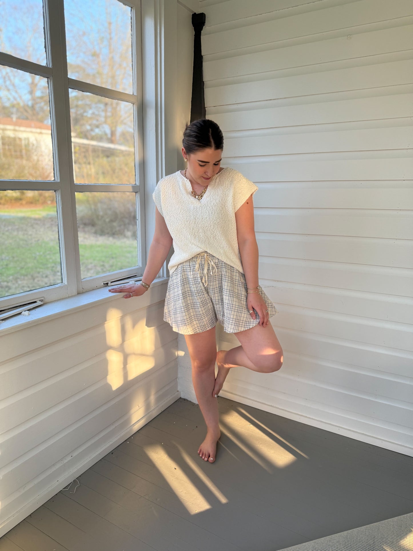 PLAID FLOWY SHORTS