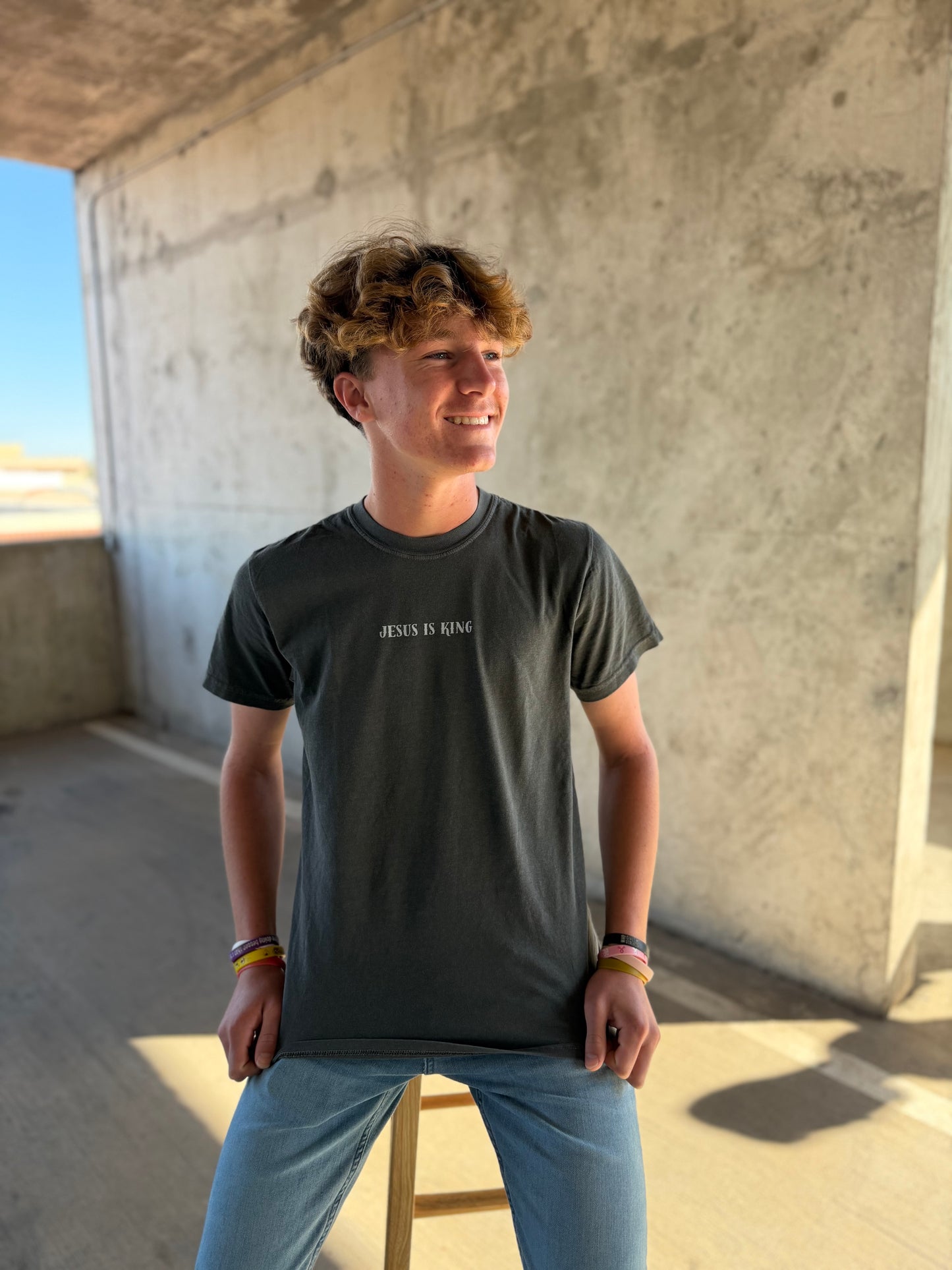 PRE-ORDER | JESUS IS KING T-SHIRT