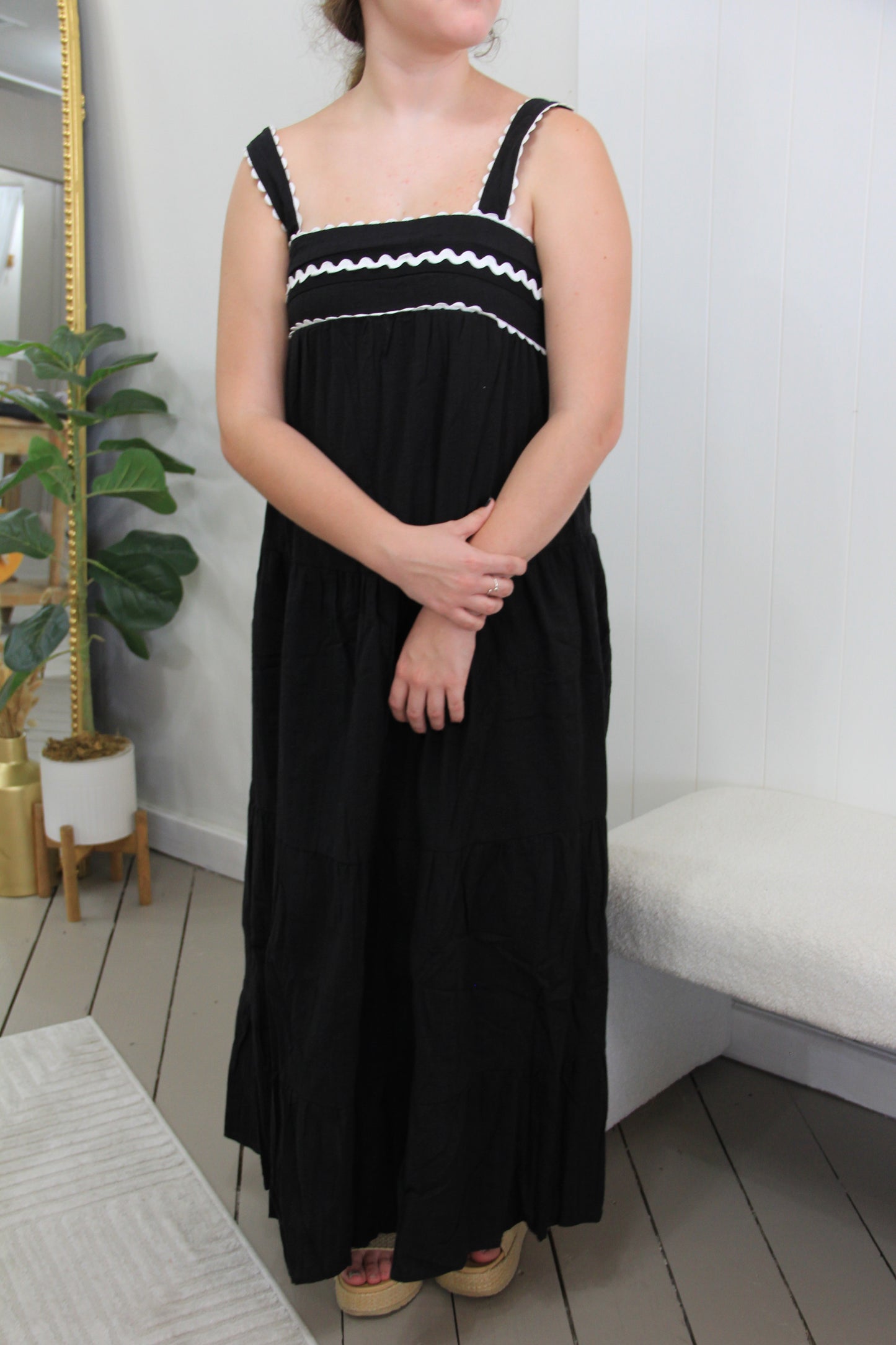 COTTON TIERED SLEEVELESS MAXI DRESS