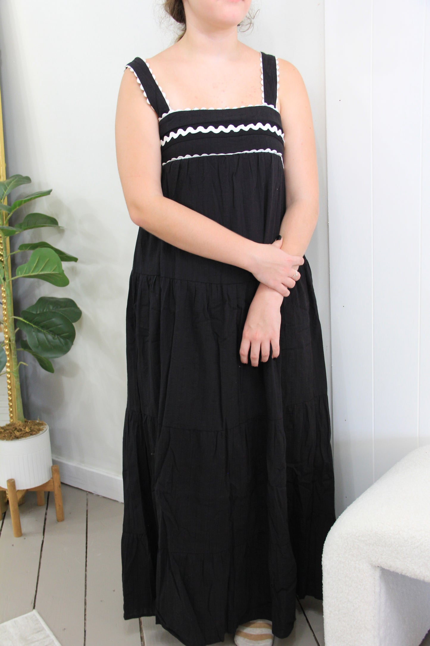 COTTON TIERED SLEEVELESS MAXI DRESS