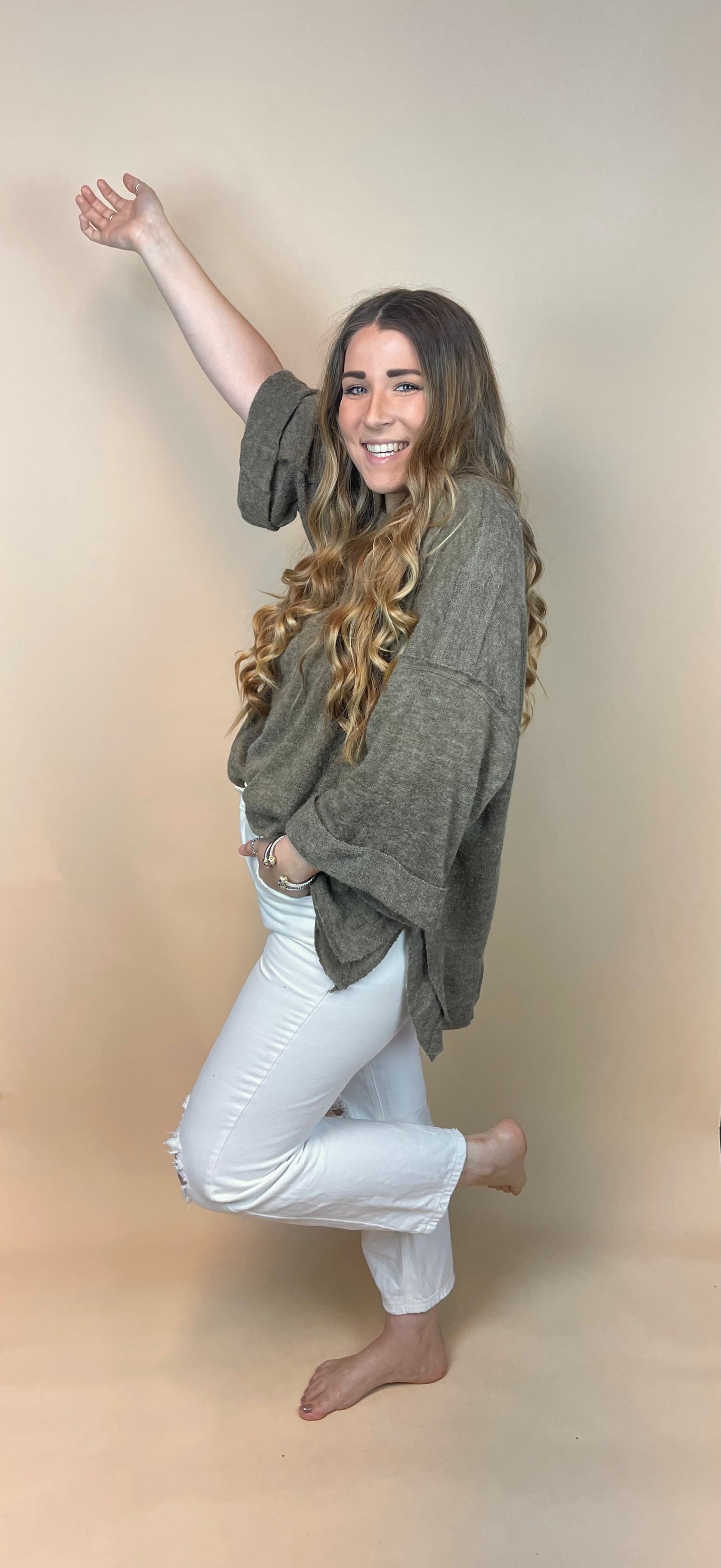 Distressed Straight Leg Jeans - White