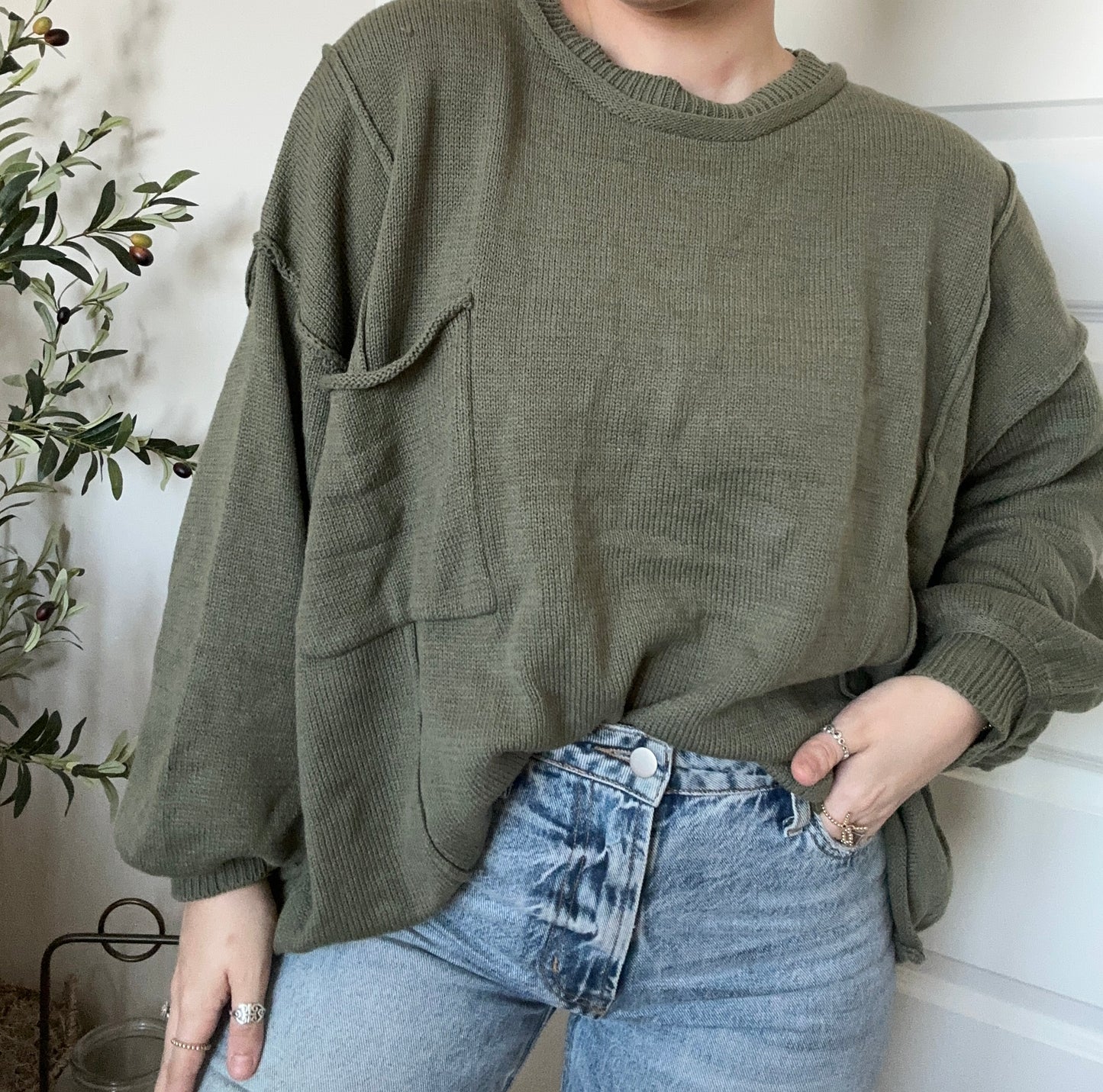 Olive Pocket Longsleeve