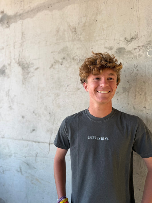 PRE-ORDER | JESUS IS KING T-SHIRT