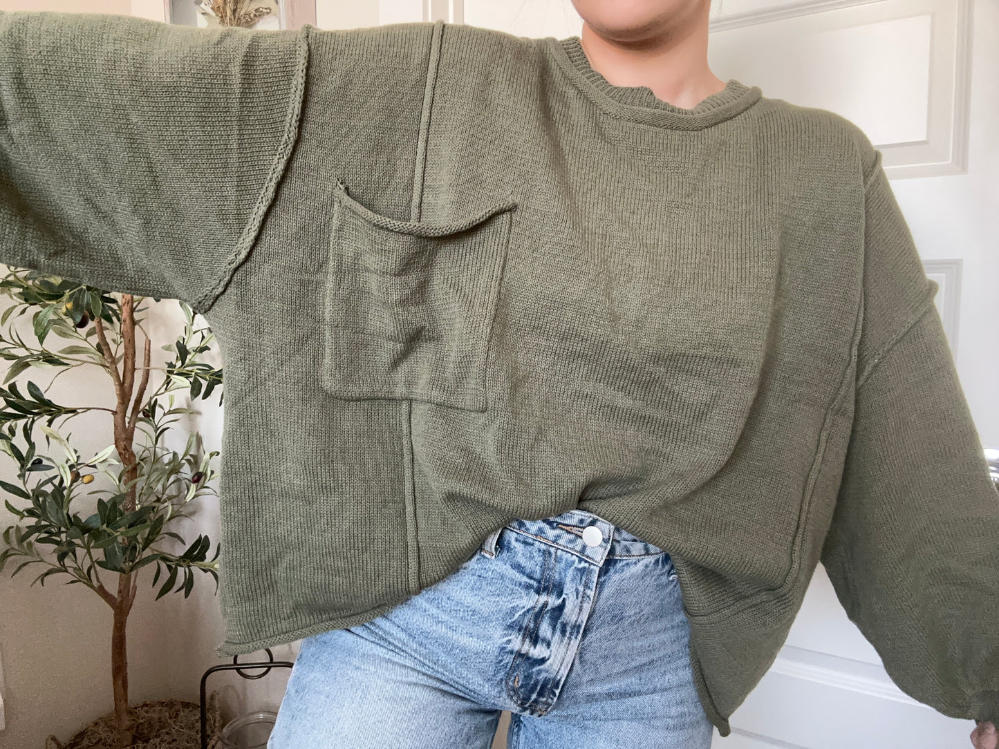 Olive Pocket Longsleeve