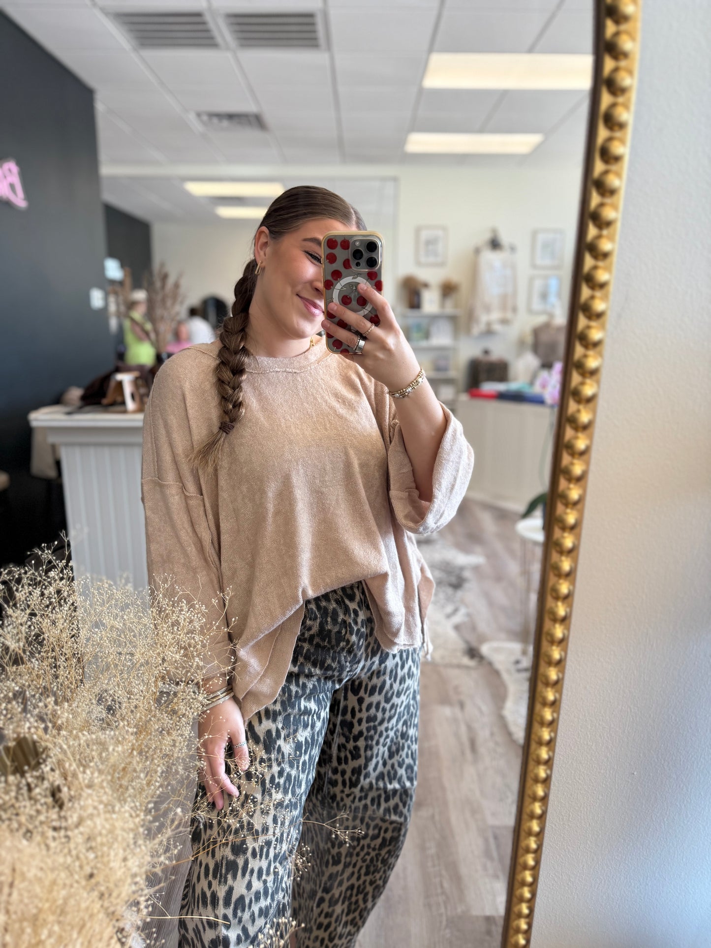 LOOSE KNIT SWEATER