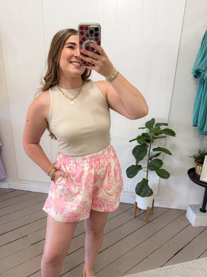 FLORAL PINK SHORTS