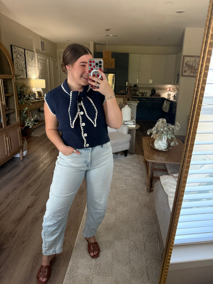 TIE NECK SWEATER VEST
