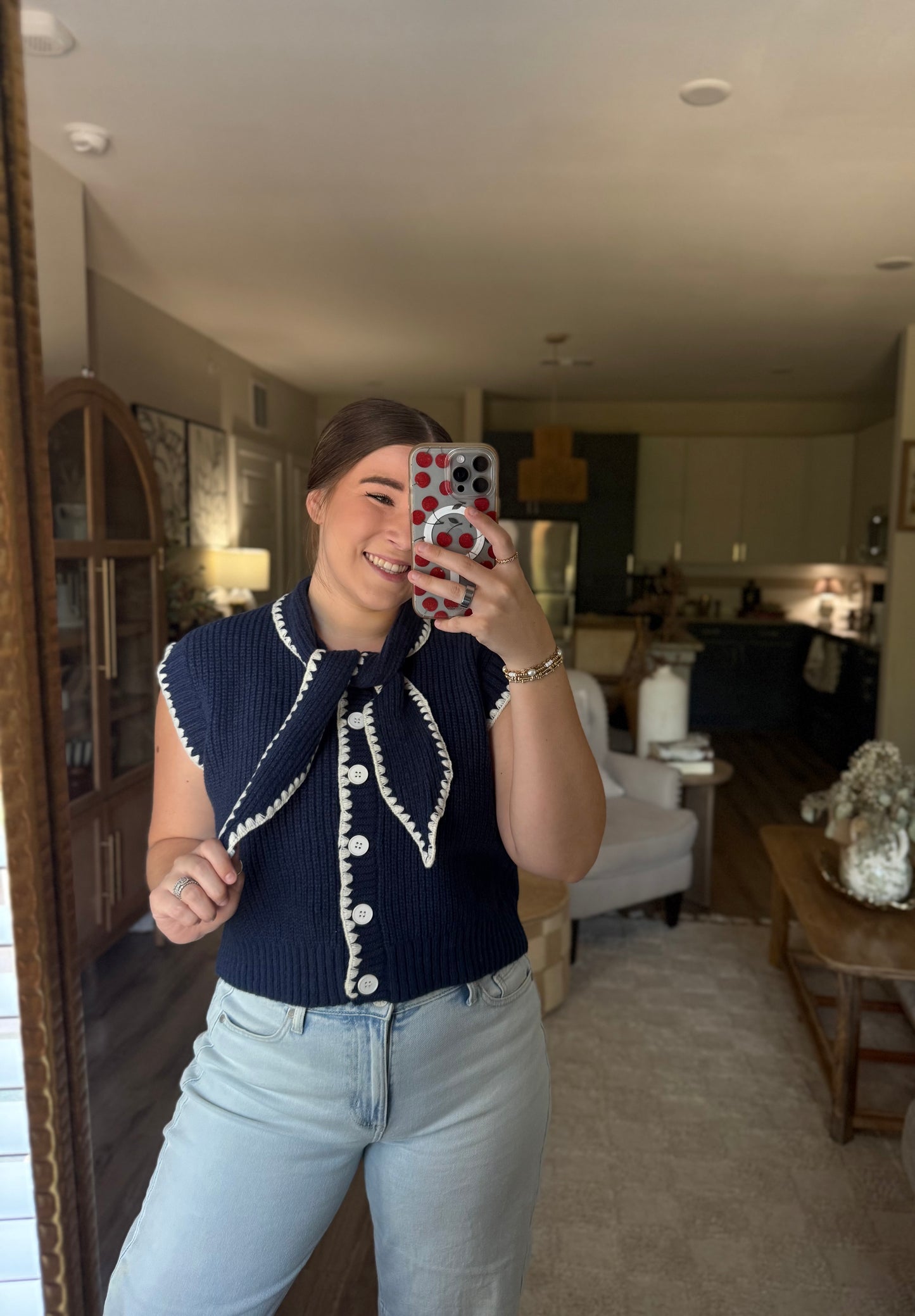 TIE NECK SWEATER VEST