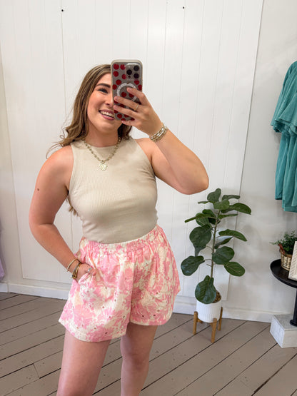 FLORAL PINK SHORTS