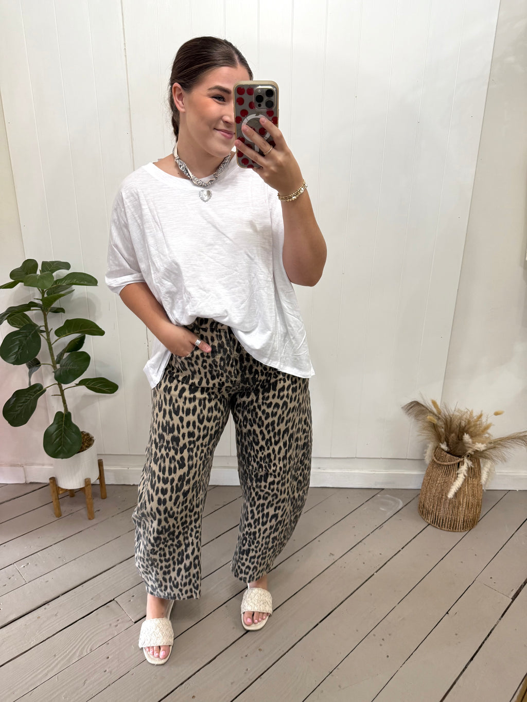 ABBY WHITE TEE