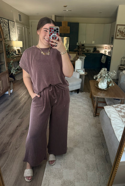 BROWN STRIPE KNIT LOUNGE SET