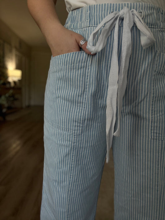 STRIPED WIDE LEG PANTS