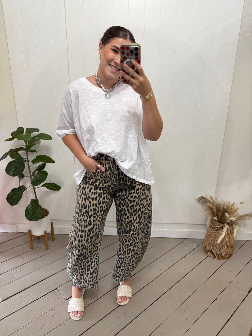 ABBY WHITE TEE