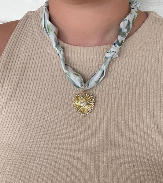 GREEN SCARF HEART CHARM NECKLACE