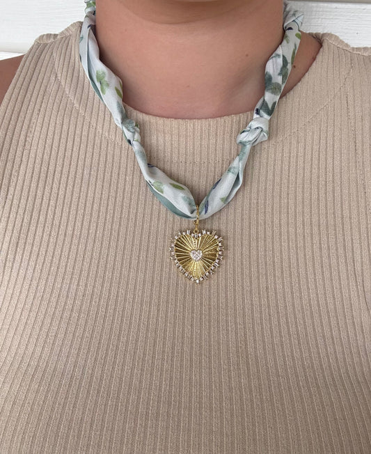 GREEN SCARF HEART CHARM NECKLACE