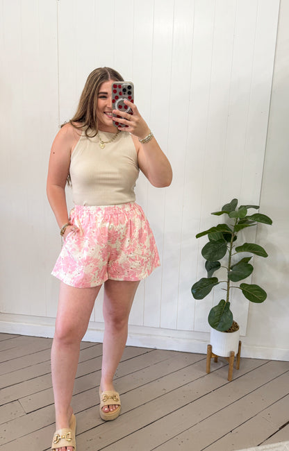 FLORAL PINK SHORTS