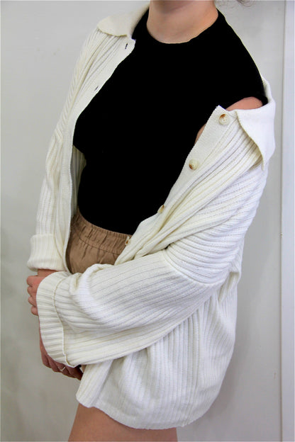 OVERSIZED BUTTON DOWN COLLARED SWEATER CARDIGAN